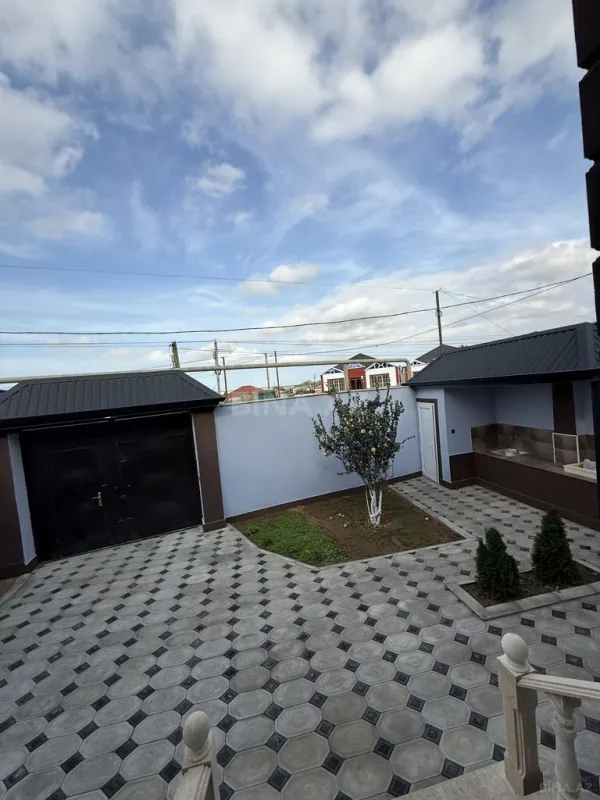 Satılır 4 otaqlı həyət evi 120 m²