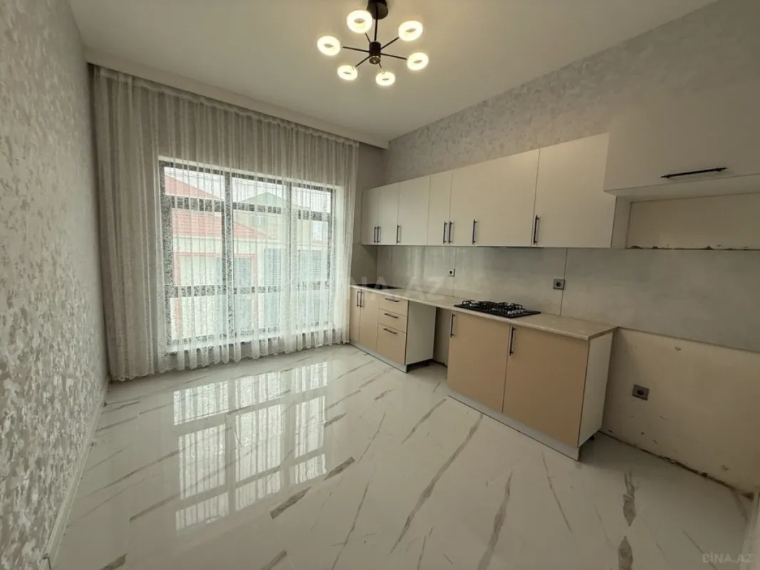 Satılır 4 otaqlı həyət evi 120 m²