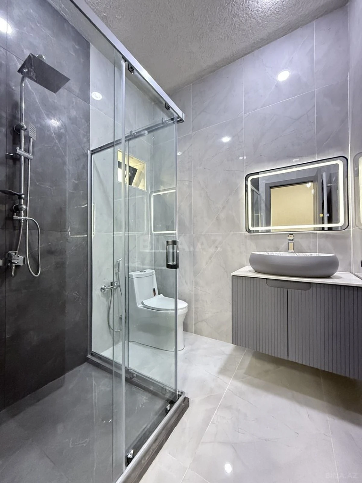 Satılır 4 otaqlı həyət evi 155 m²