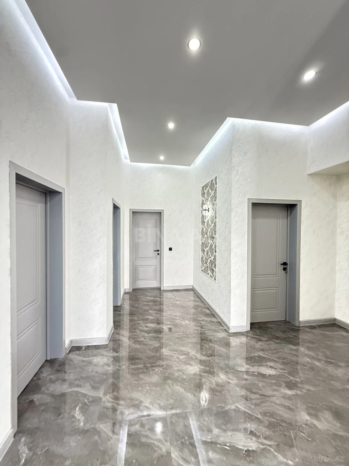 Satılır 4 otaqlı həyət evi 155 m²