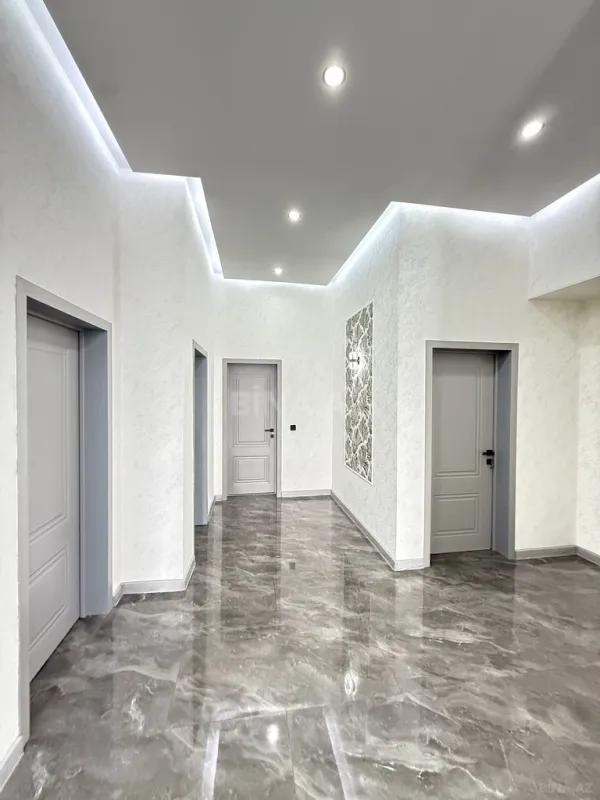 Satılır 4 otaqlı həyət evi 155 m²
