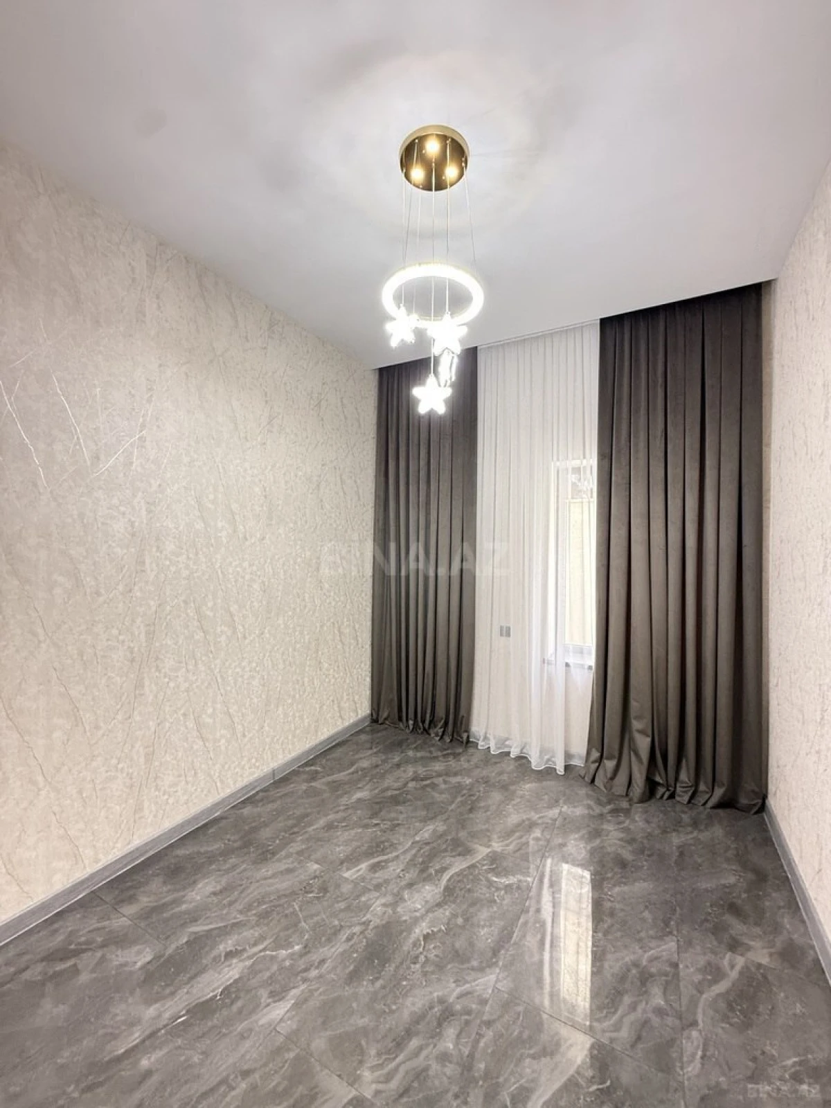 Satılır 4 otaqlı həyət evi 155 m²