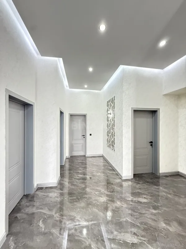 Satılır 4 otaqlı həyət evi 155 m²
