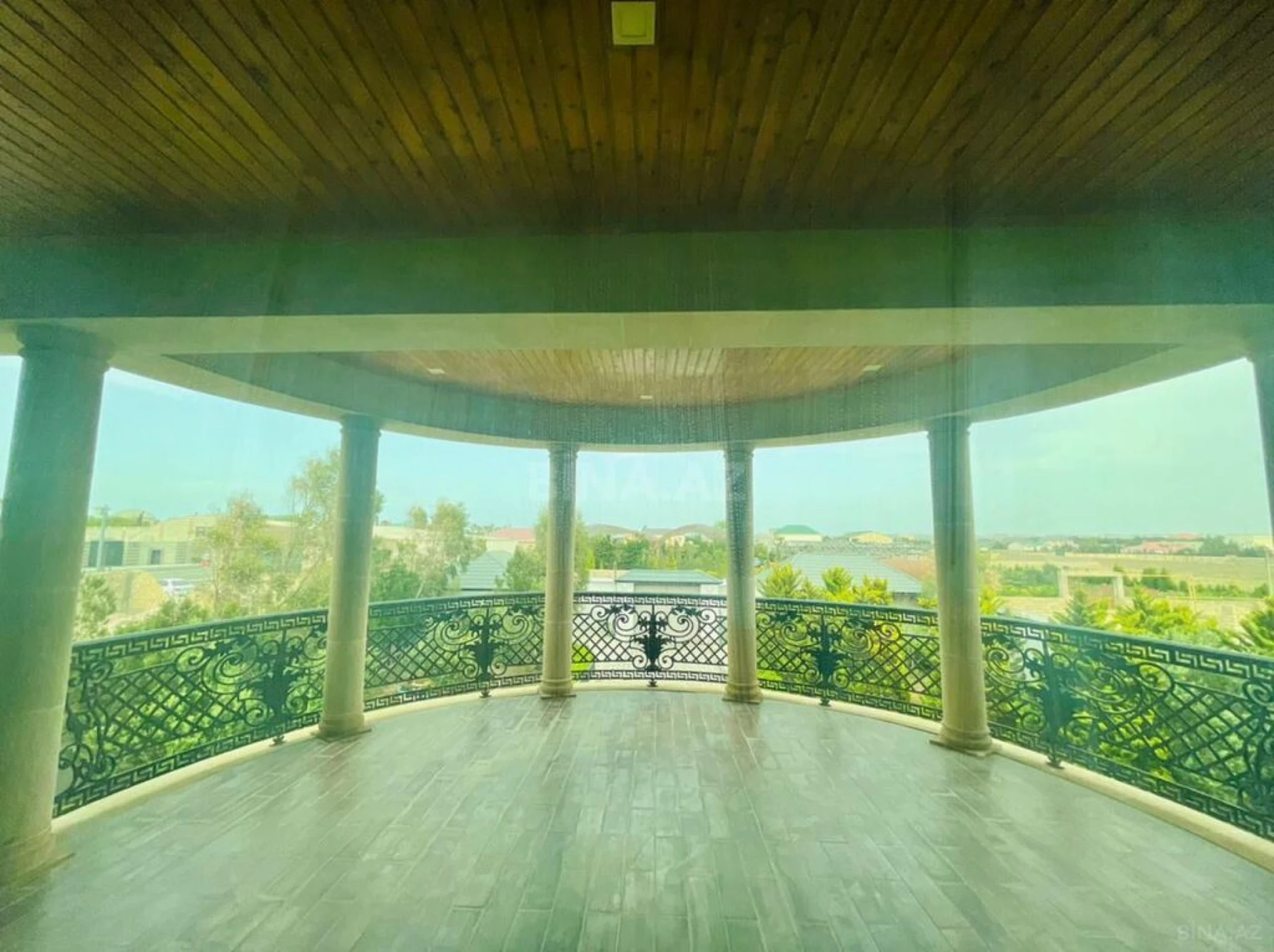 Kirayə verilir 4 otaqlı həyət evi 400 m²