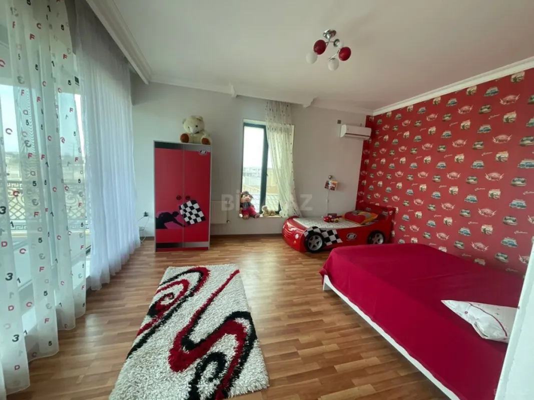 Kirayə verilir 4 otaqlı həyət evi 400 m²