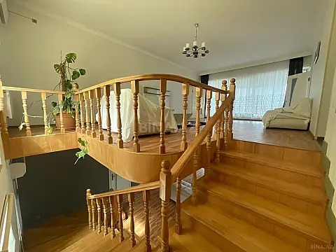 Kirayə verilir 4 otaqlı həyət evi 400 m²