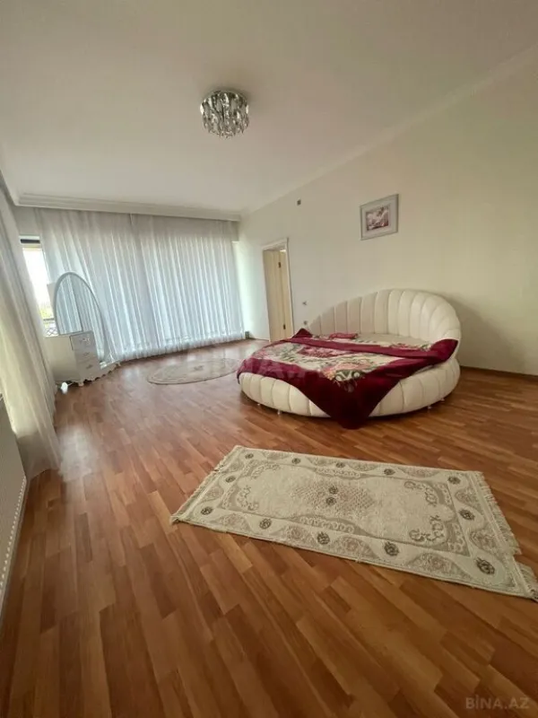 Kirayə verilir 4 otaqlı həyət evi 400 m²