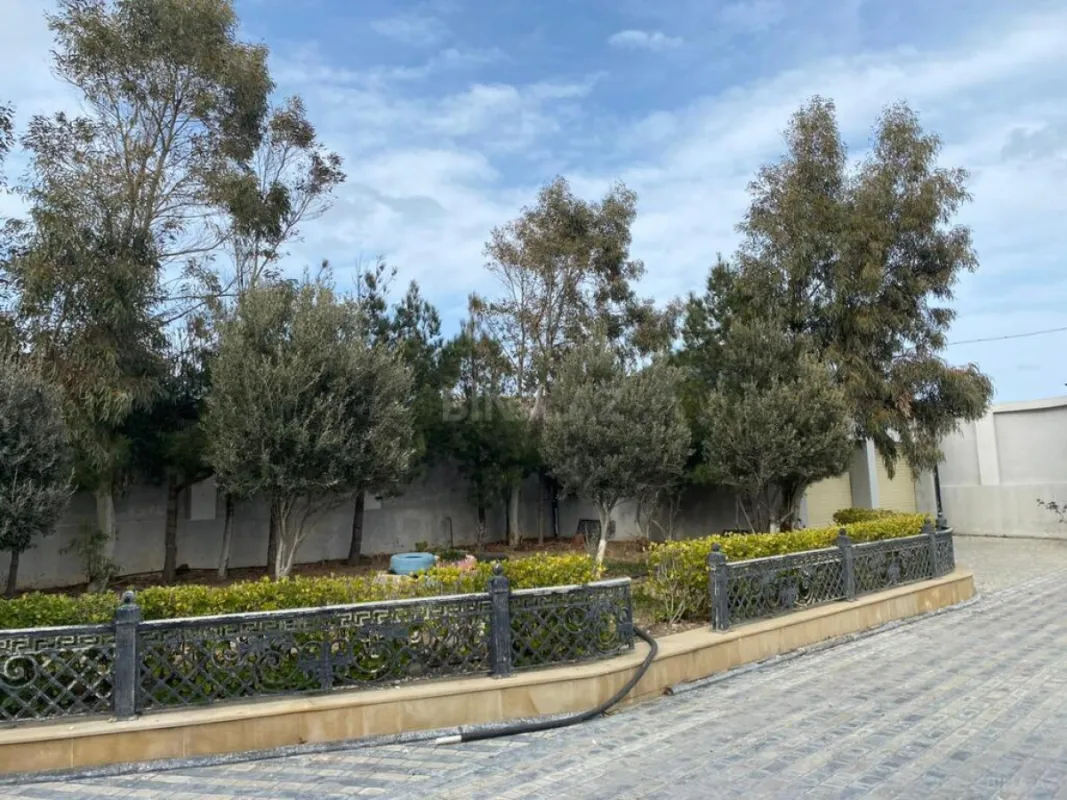 Kirayə verilir 4 otaqlı həyət evi 400 m²