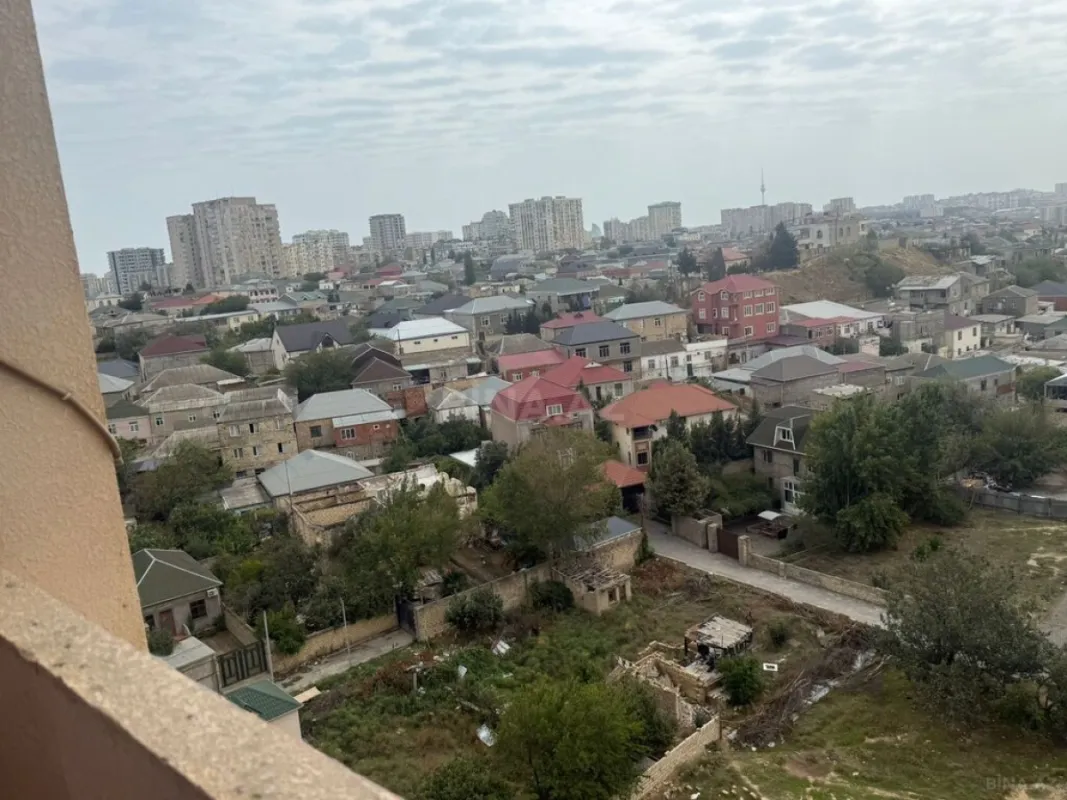 Satılır 3 otaqlı mənzil 147 m²