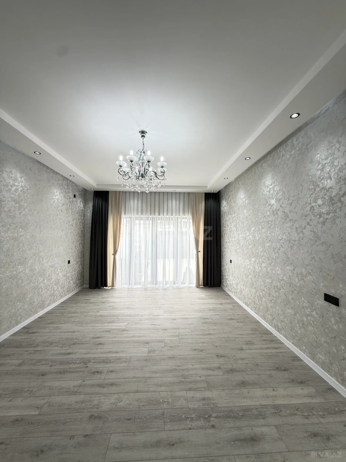 Satılır 4 otaqlı həyət evi 160 m²
