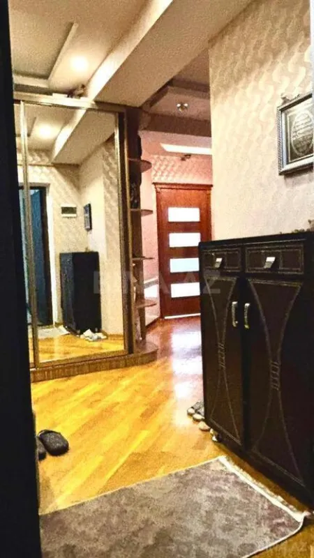 Satılır 3 otaqlı mənzil 90 m²