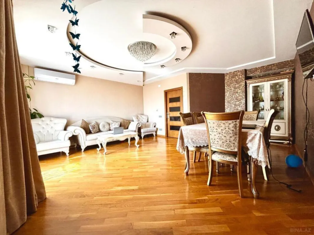Satılır 3 otaqlı mənzil 90 m²