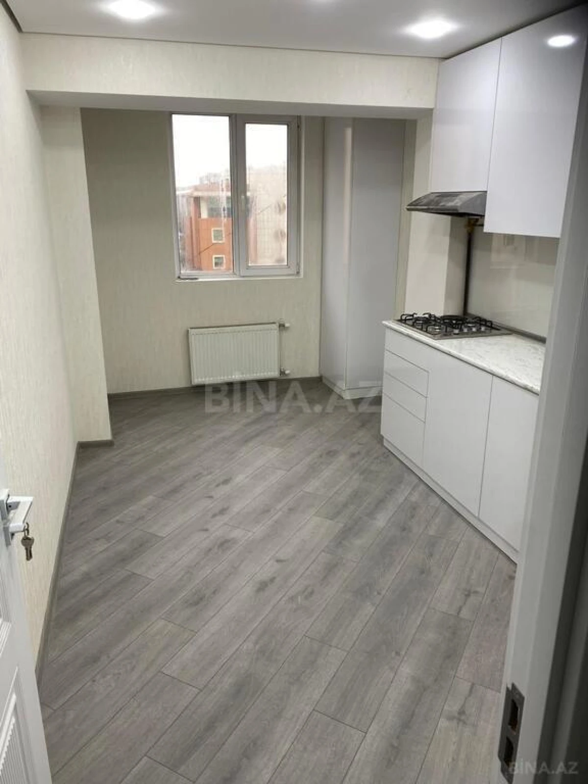 Satılır 2 otaqlı mənzil 70 m²