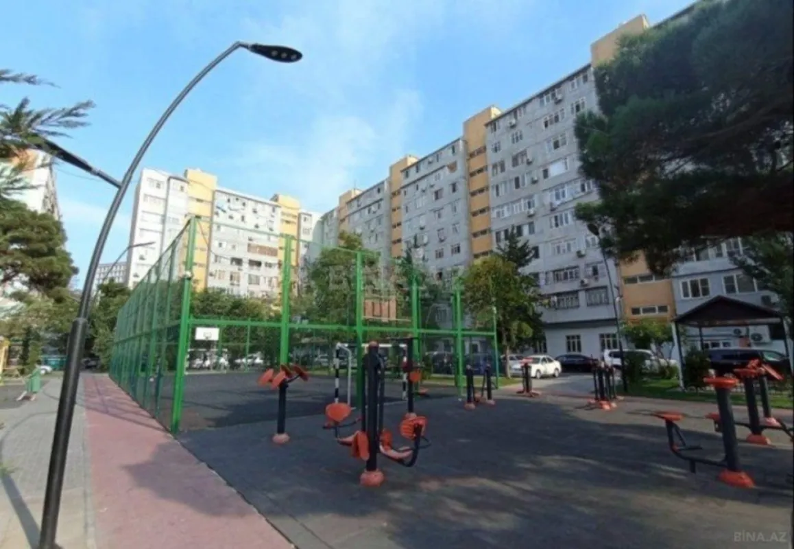 Satılır 2 otaqlı mənzil 70 m²