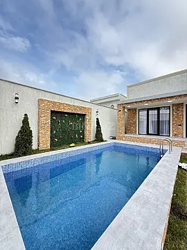 Satılır 4 otaqlı həyət evi 160 m²