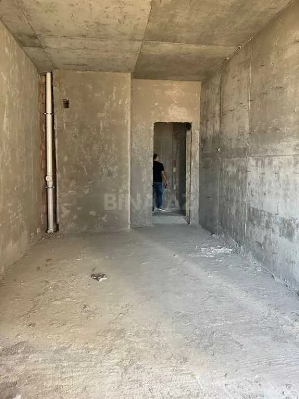 Satılır obyekt 400 m²