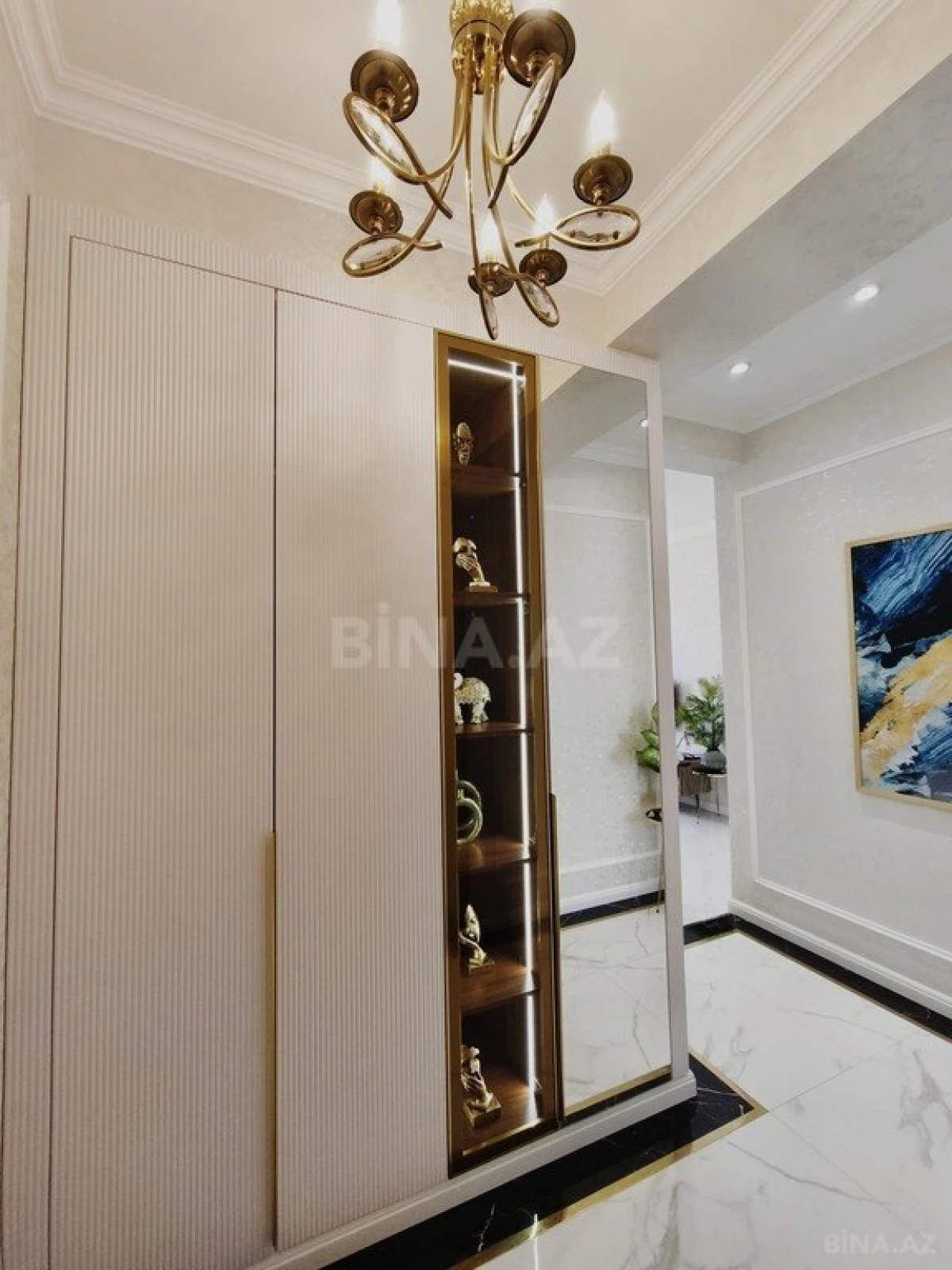 Kirayə verilir 2 otaqlı mənzil 58 m²