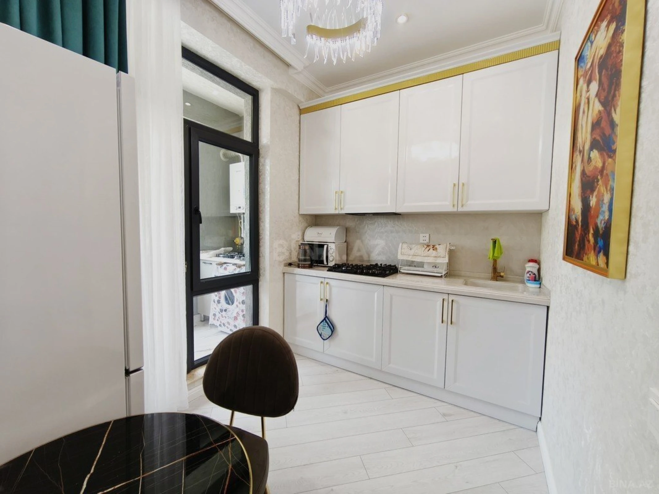 Kirayə verilir 2 otaqlı mənzil 58 m²