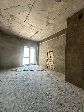 Satılır 5 otaqlı mənzil 206 m²