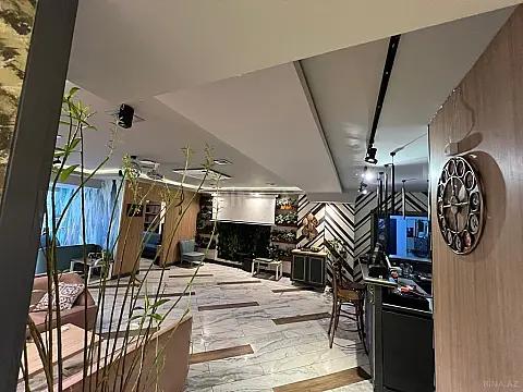 Satılır obyekt 190 m²