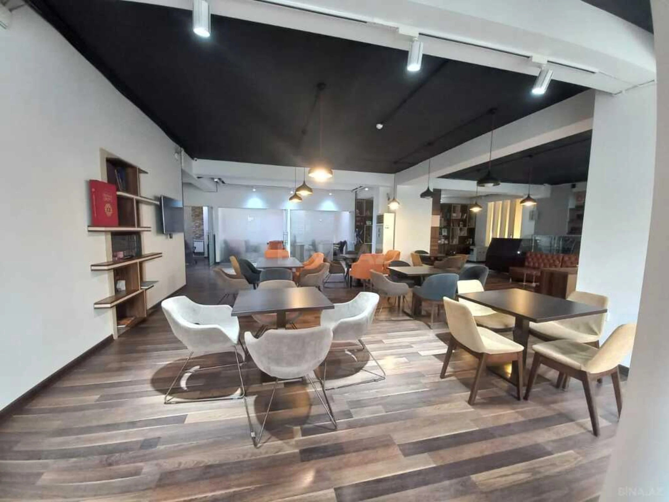 Satılır obyekt 190 m²