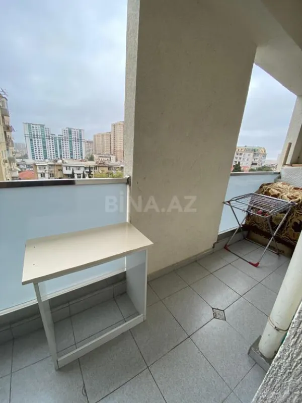 Satılır 3 otaqlı mənzil 120 m²