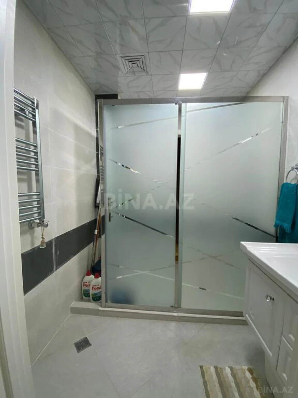 Satılır 3 otaqlı mənzil 120 m²