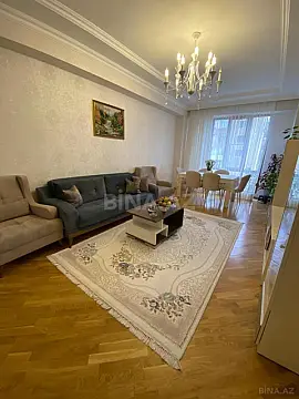 Satılır 3 otaqlı mənzil 120 m²