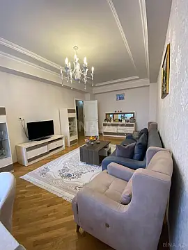 Satılır 3 otaqlı mənzil 120 m²