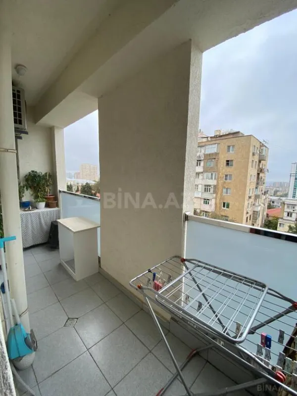Satılır 3 otaqlı mənzil 120 m²