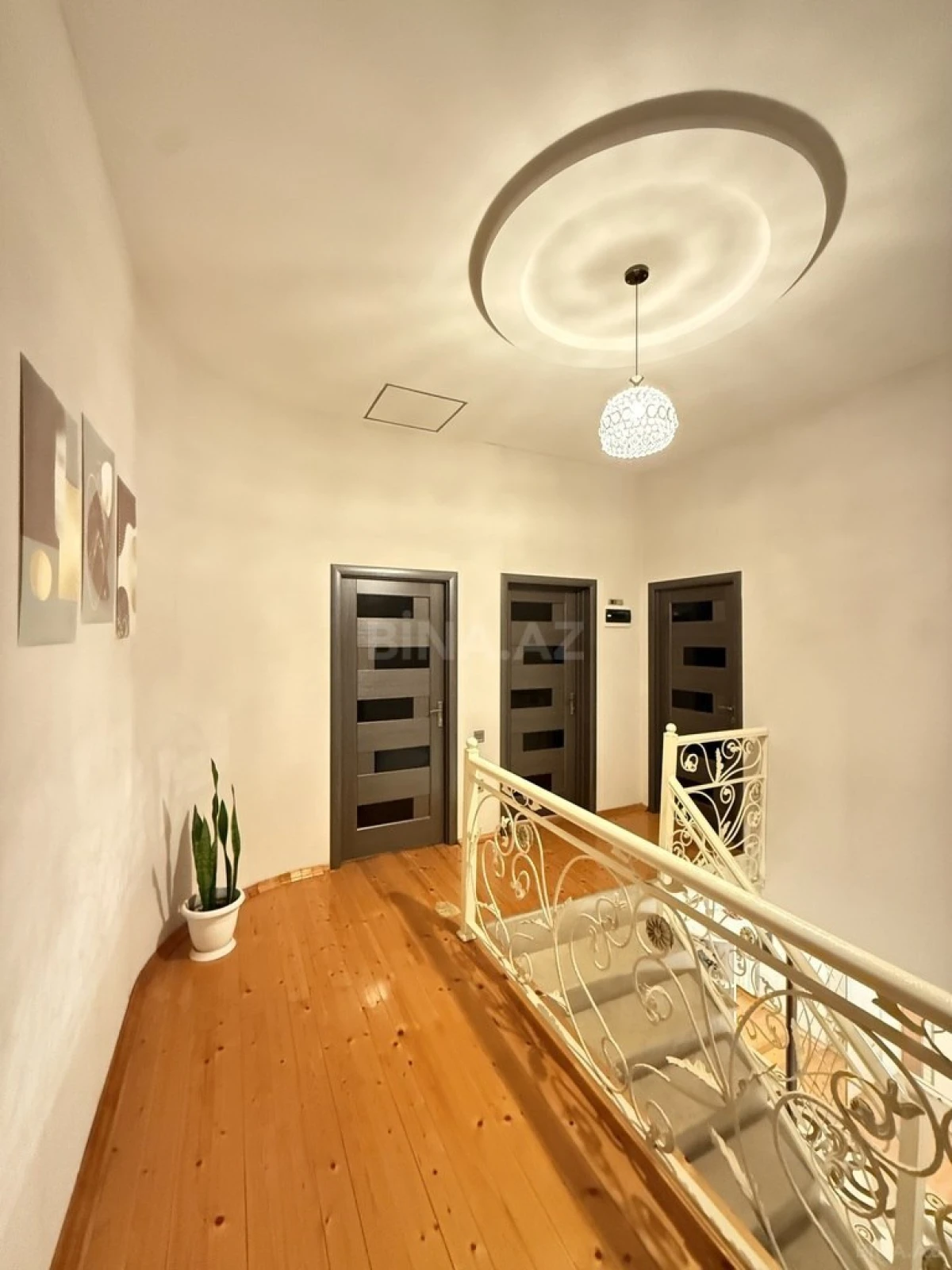 Satılır 4 otaqlı həyət evi 160 m²