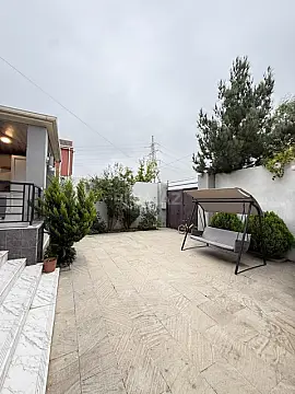 Satılır 4 otaqlı həyət evi 160 m²