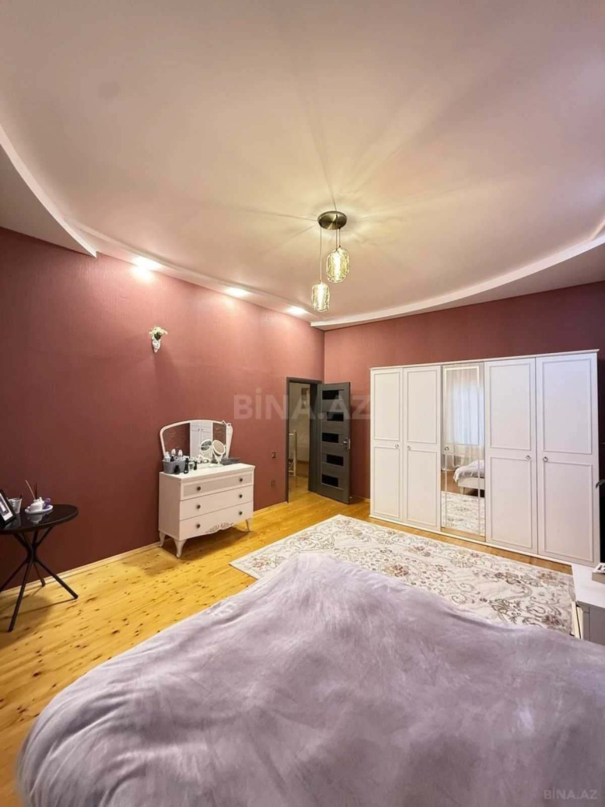 Satılır 4 otaqlı həyət evi 160 m²