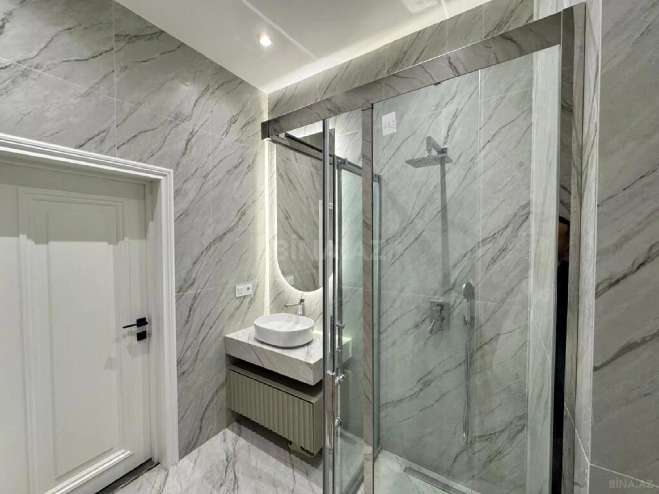 Satılır 1 otaqlı mənzil 58 m²