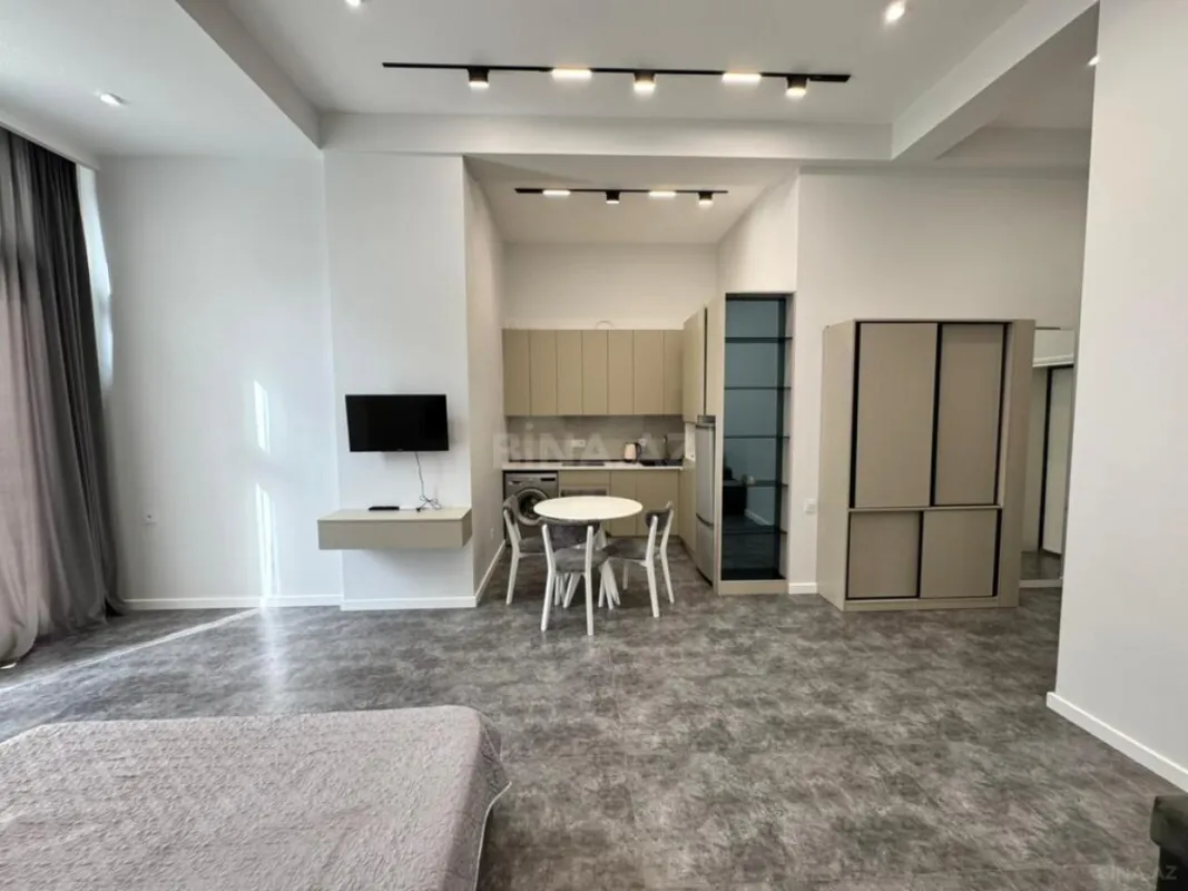 Satılır 1 otaqlı mənzil 58 m²