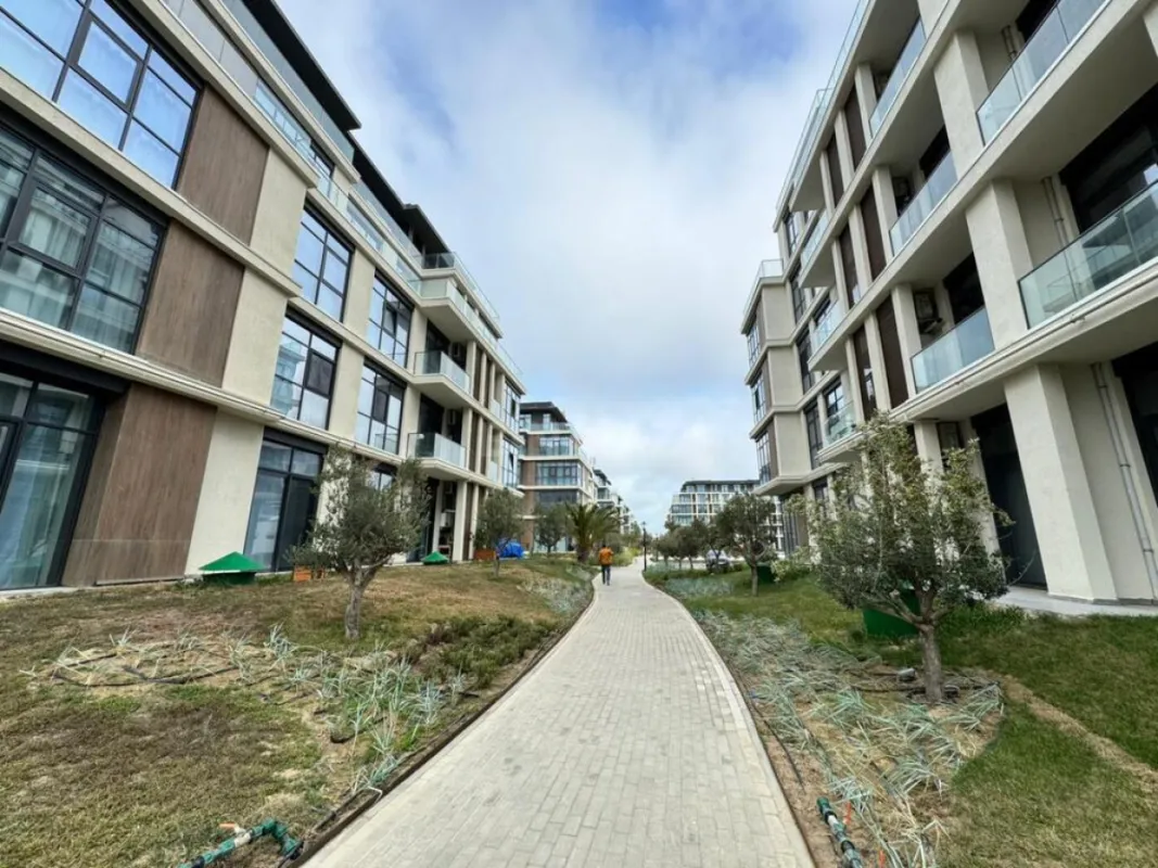 Satılır 1 otaqlı mənzil 58 m²