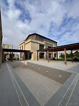 Satılır 10 otaqlı həyət evi 1100 m² — Bakı, Badamdar 10 otaq 1100.00 m²