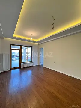Satılır 10 otaqlı həyət evi 1100 m²