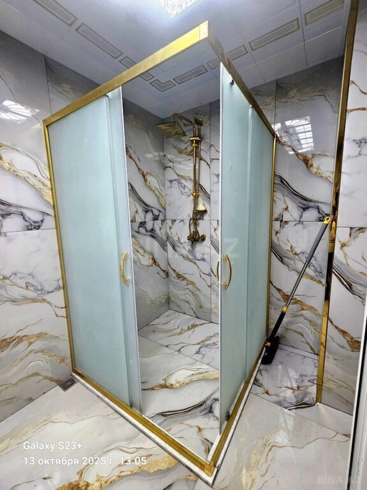 Satılır 5 otaqlı mənzil 150 m²