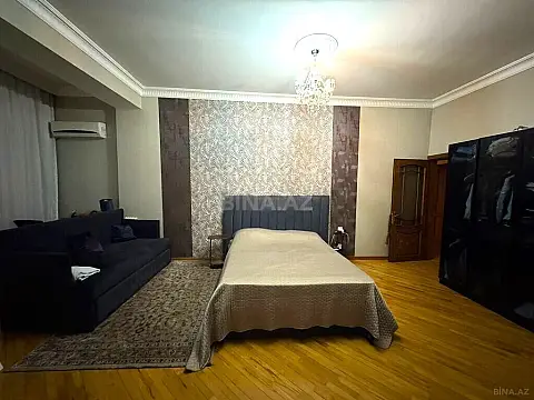 Satılır 2 otaqlı mənzil 125 m²