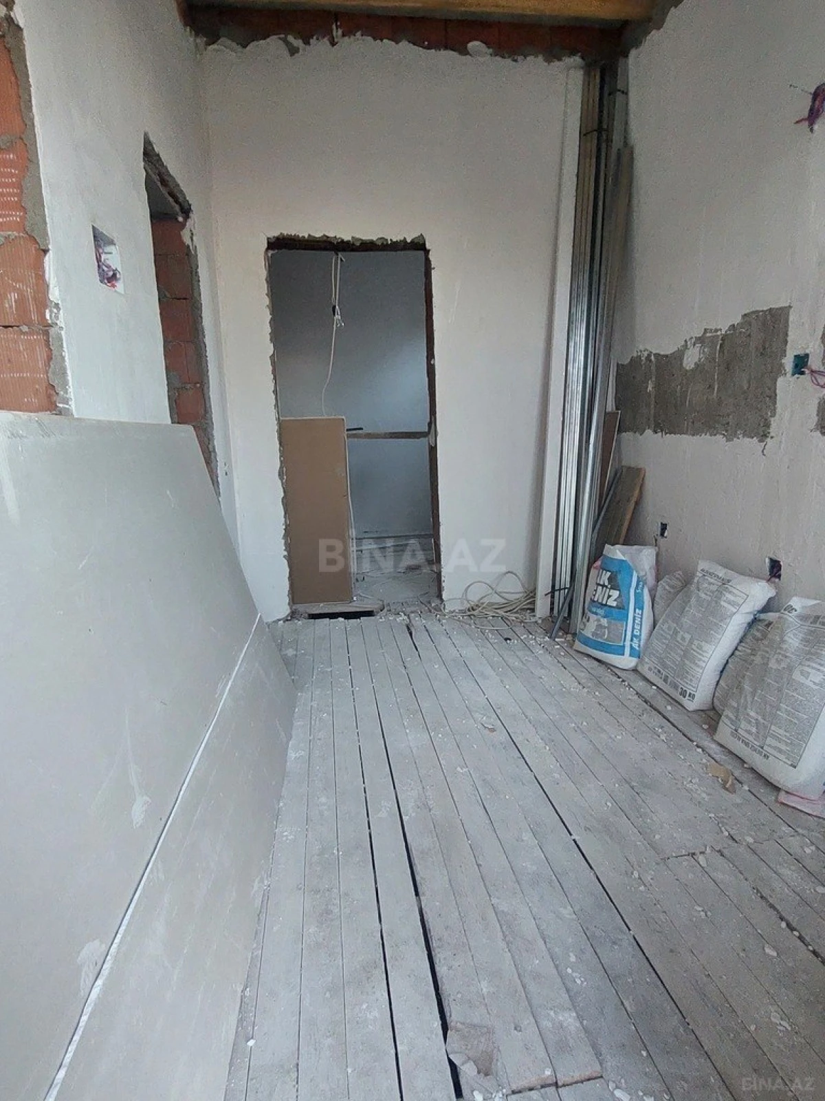 Satılır 2 otaqlı həyət evi 50 m²