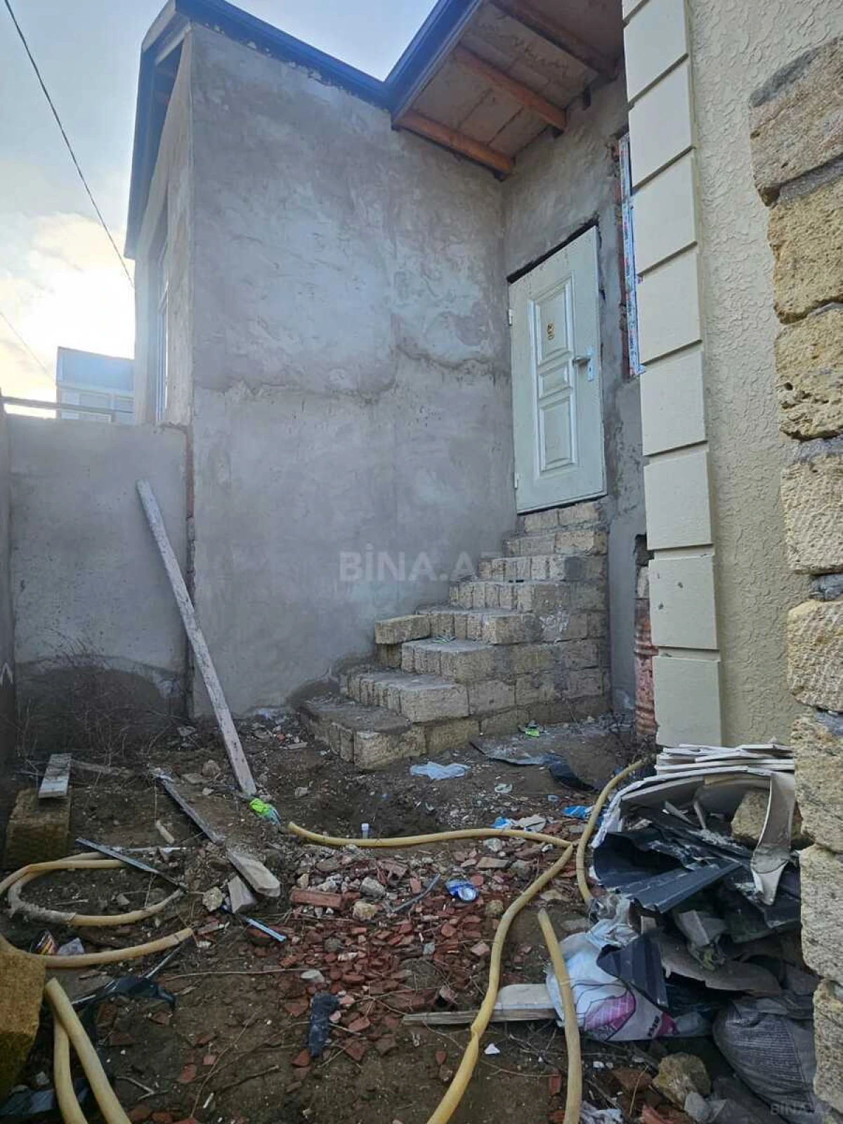 Satılır 2 otaqlı həyət evi 50 m²