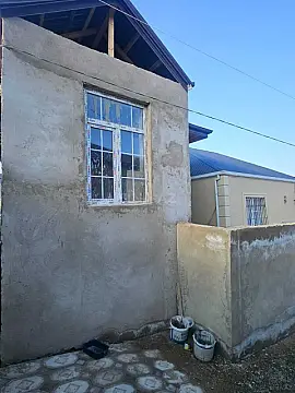 Satılır 2 otaqlı həyət evi 50 m²