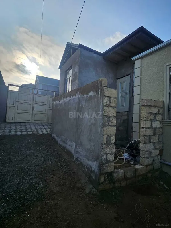 Satılır 2 otaqlı həyət evi 50 m²