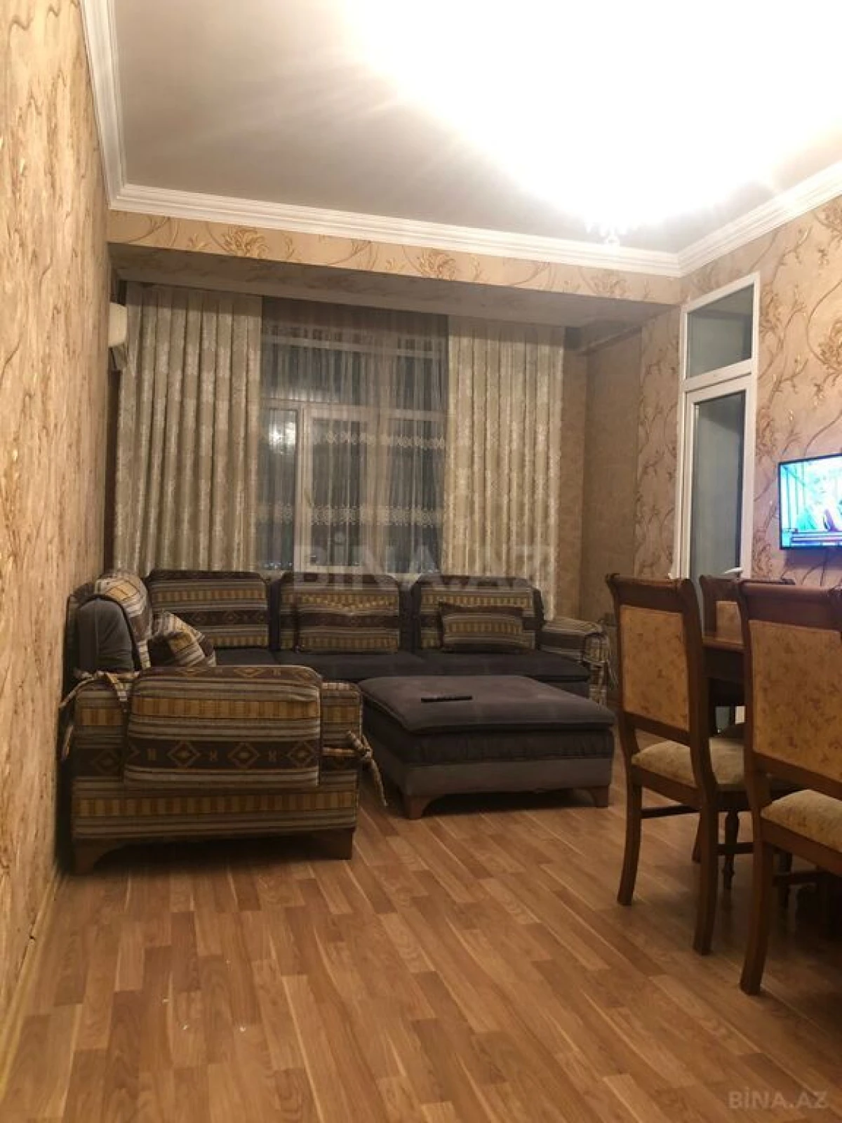 Satılır 3 otaqlı mənzil 104 m²