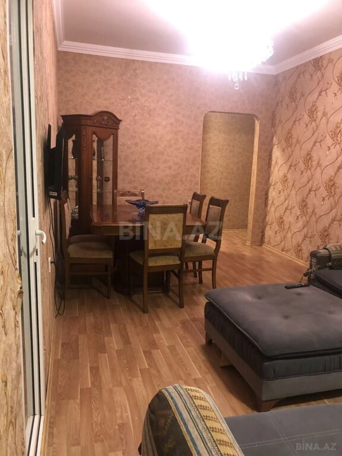 Satılır 3 otaqlı mənzil 104 m²