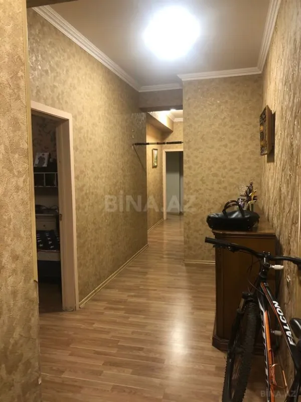 Satılır 3 otaqlı mənzil 104 m²