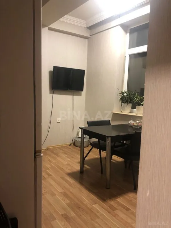 Satılır 3 otaqlı mənzil 104 m²