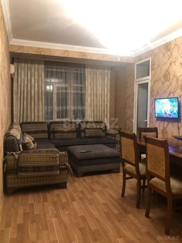 Satılır 3 otaqlı mənzil 104 m²