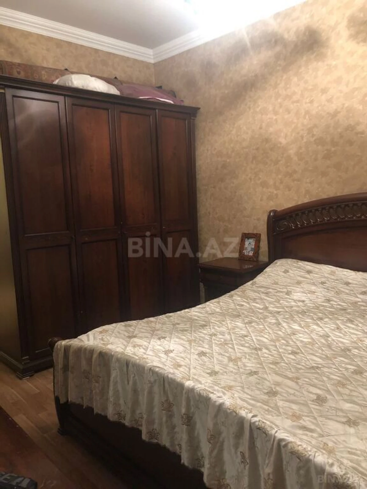 Satılır 3 otaqlı mənzil 104 m²